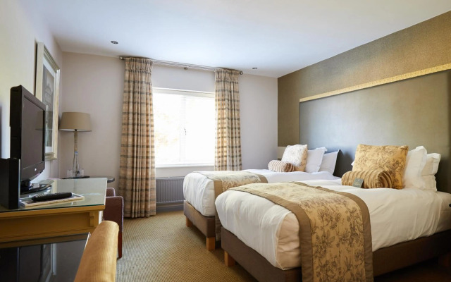 WorldHotels Distinctive Woughton House Hotel