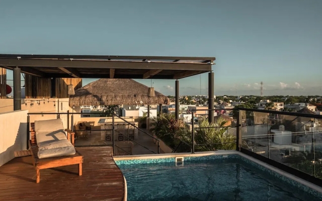 Casa Luz Downtown Apartments