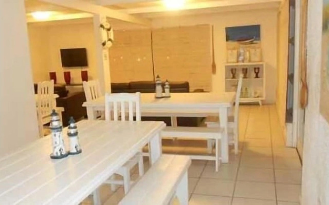 Saldanha Bay Accommodation - Hostel