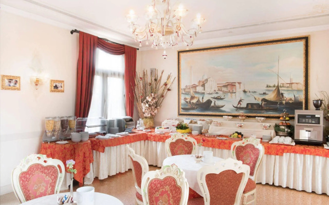 The Foscarini