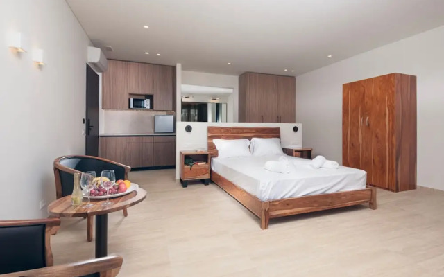 Aethrion Luxury Villas & Suites