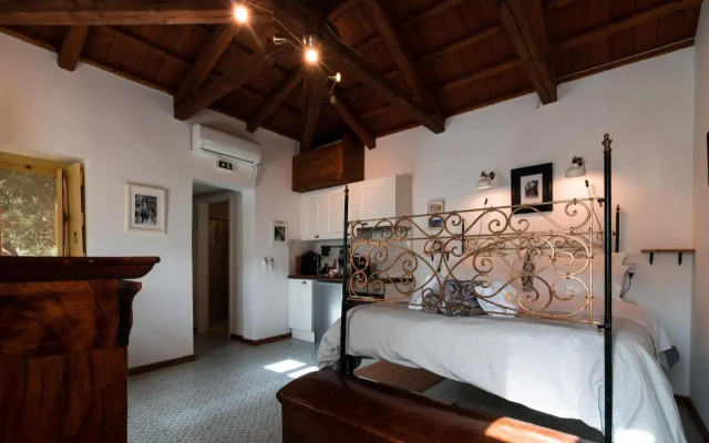 Rafalias Mansion