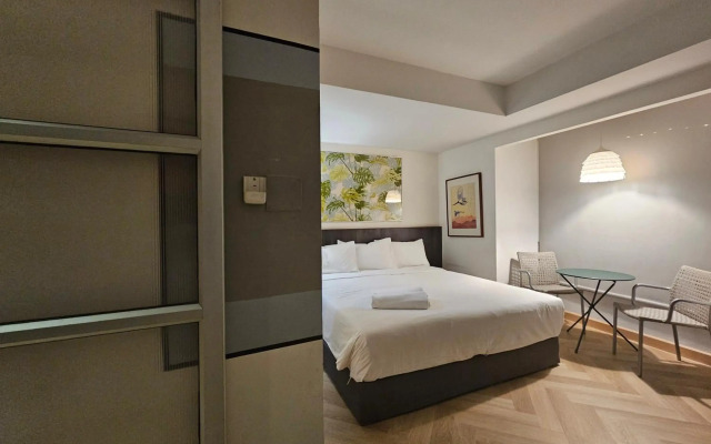 Sathorn Terrace Apartment