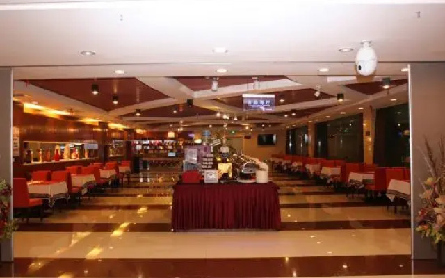 Tianxing Hot Spring Business Hotel