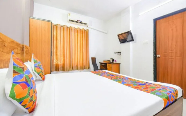 FabExpress Wakad Stays