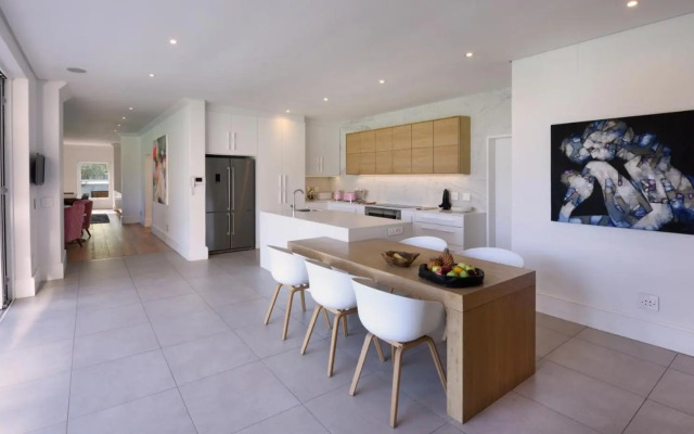 The Clarendon - Fresnaye