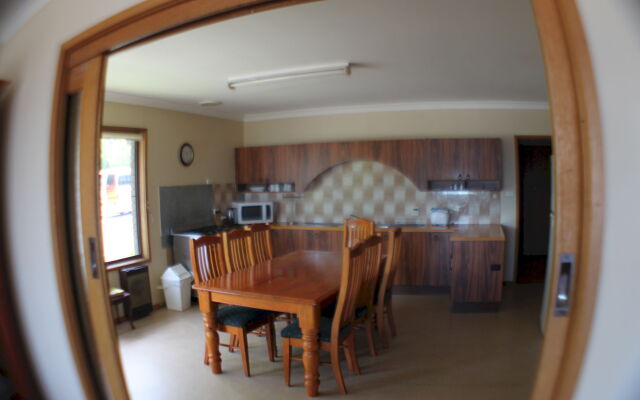 Echo Point Holiday Village