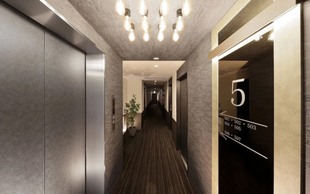 Tennoji Crystal Hotel