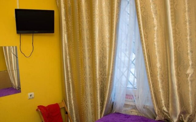 Хостел Хабаровск B&B на Станционной 