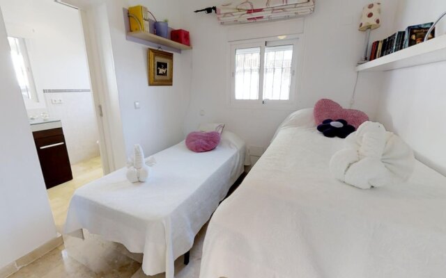 Great Villa Near Beach