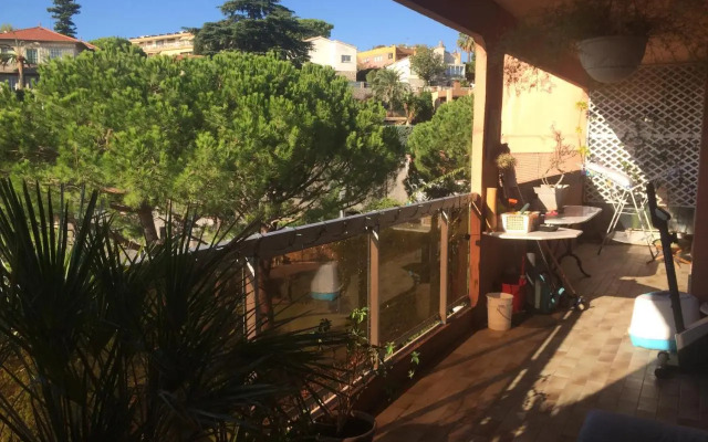 AZURELLE