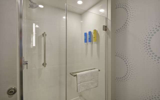 Tru by Hilton Beavercreek Dayton