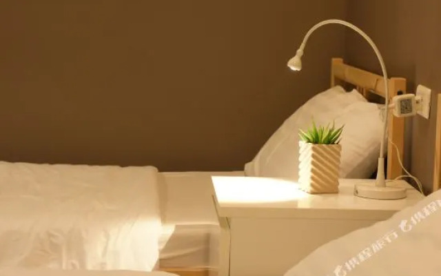 Room@Doze Apartments