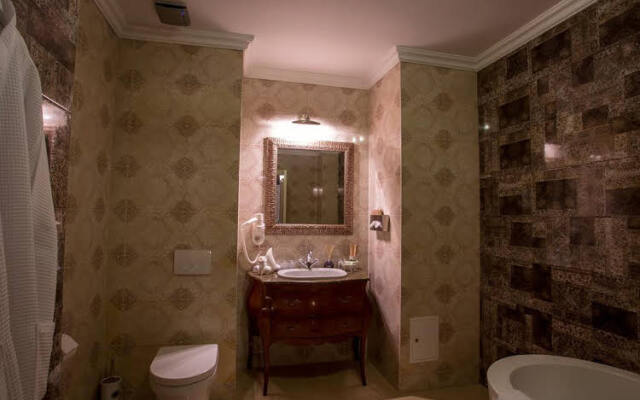The Arlington Hotel