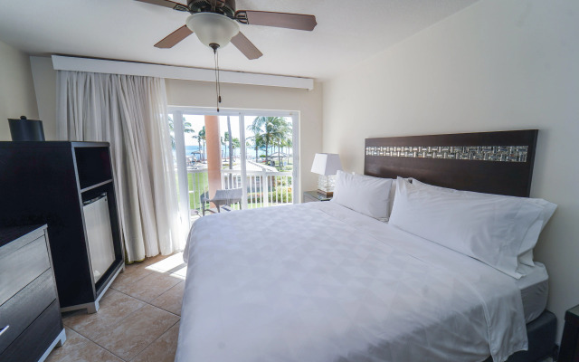 Holiday Inn Resort Grand Cayman by IHG
