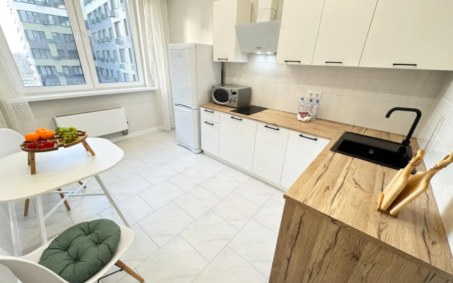 Daily rent50 on 44 Parkovaya Street, building 1