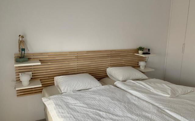 Penthouse Las 2 Salchichas