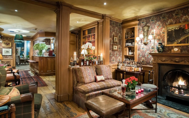 Summer Lodge Country House Hotel