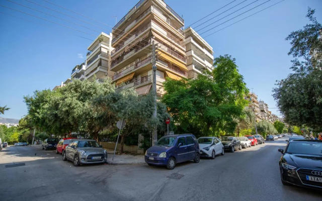 Faliro lux apartment by the sea vipgreece