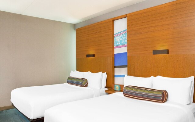 Aloft Miami Doral