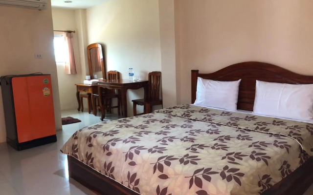 Ratchaphruek Resort