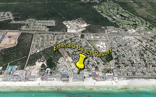 Emerald Beach 331 by RedAwning