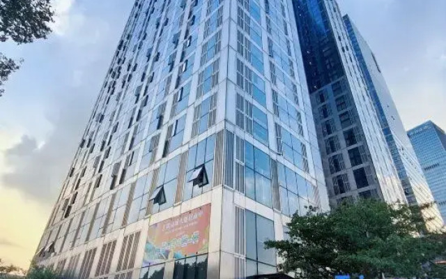 Wanhao Executive Apartment Shenzhen North Station (Huilon Center)