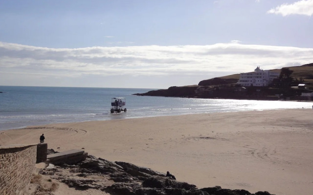 24 Burgh Island Causeway