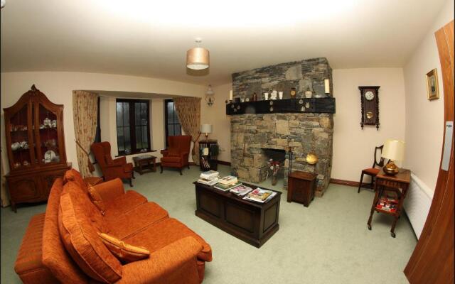 All the Twos Lodge