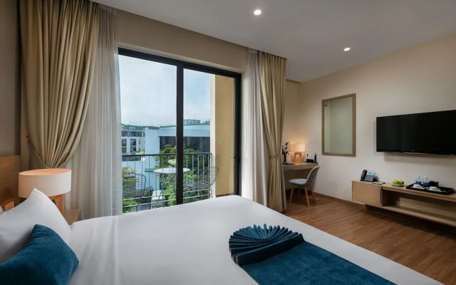 La Batisse Resort Halong