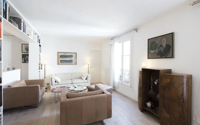 Style In South Pigalle