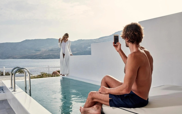 Archipelagos Hotel