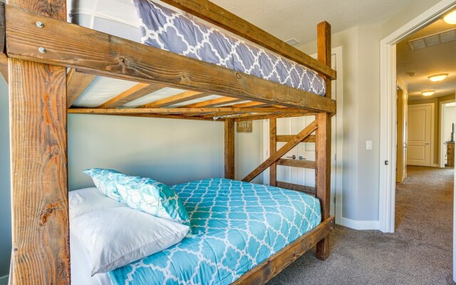 Moab Vacation Rental: Pool & Hot Tub Access!