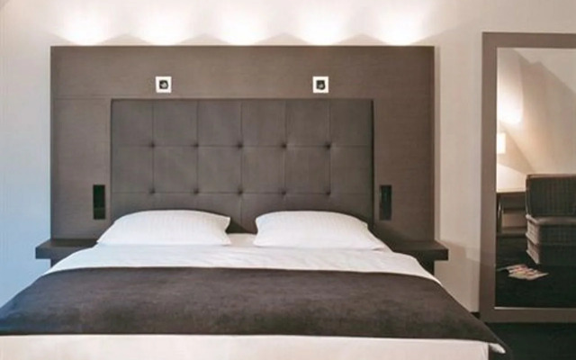 Premier Inn Koln City Centre