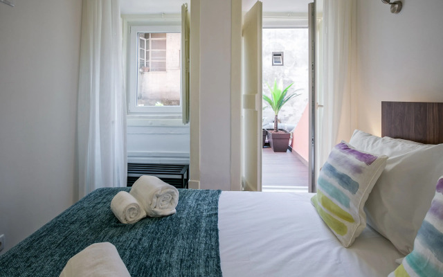 Rent4Days Bairro Alto Apartments