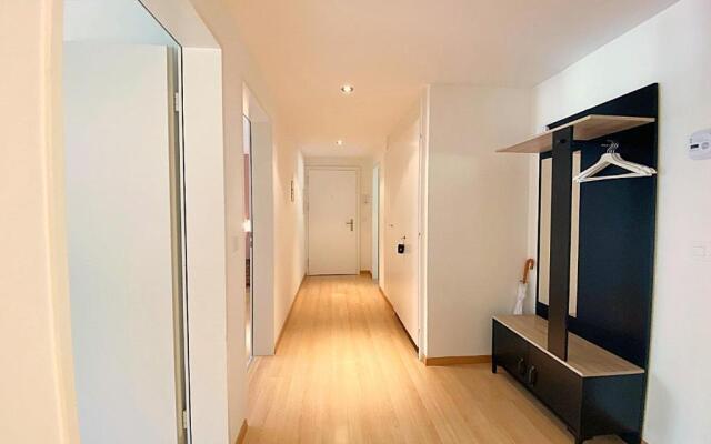 Seeblick an Luxusmeile 4P, 70m2 - Parkplatz, S11-1