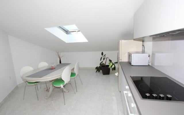 Rooms and Apartment Luana