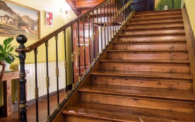 Chalet Relogio Guesthouse