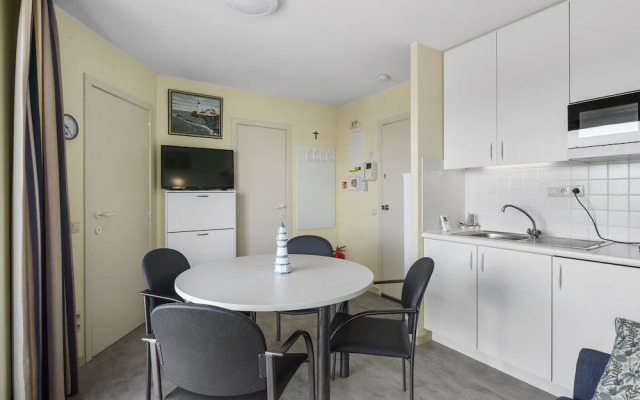 Spacious Studio Near Seafront