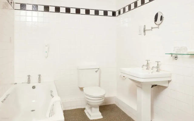 Fountain Hotel Isle of Wight by Greene King Inns