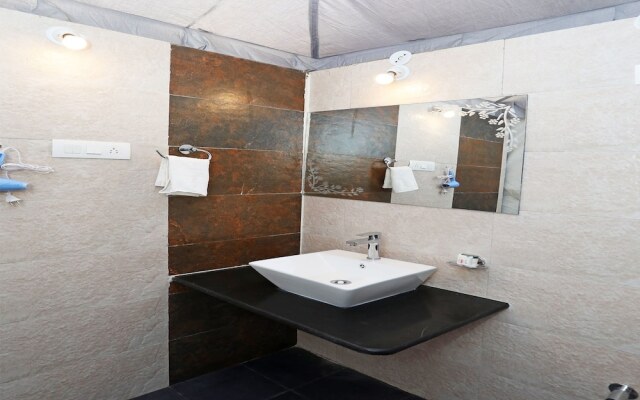 OYO 10684 Kishan Camps Resort