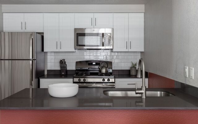 Domio Tempe Hip 1BR BBQ Grill