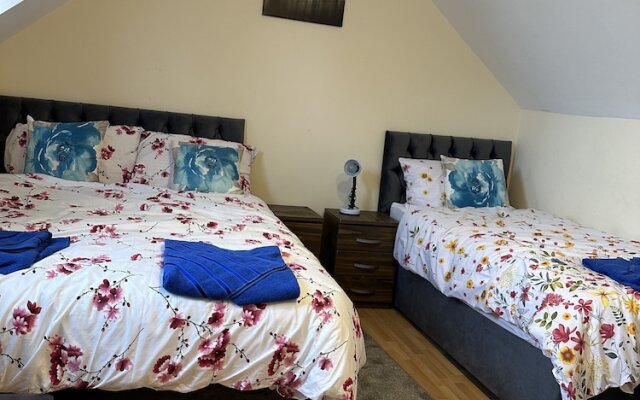 Gorgeous 5 Bedroom House