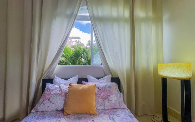 Cute Apartment Only Steps From the Beach