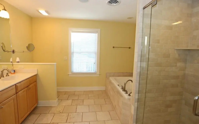 Philadelphia Street 118d