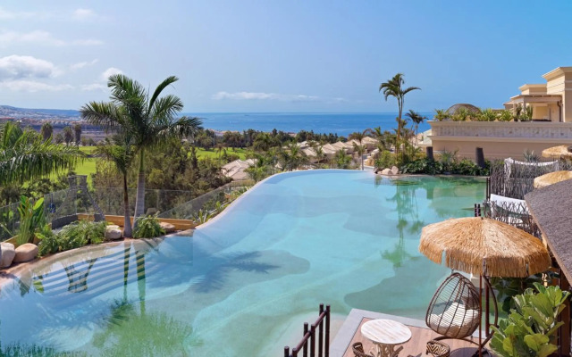 Royal River, Luxury Hotel - Adults Only