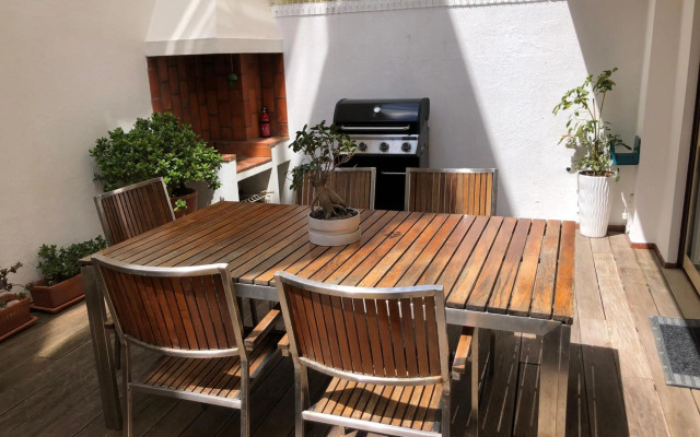 Castelo do Relógio by Férias em Figueira