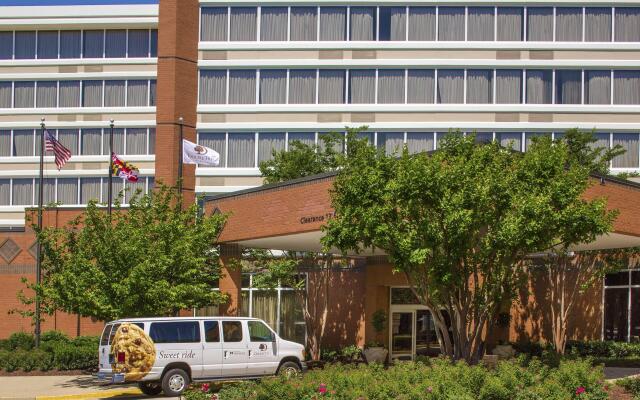 DoubleTree by Hilton Hotel Largo/Washington DC