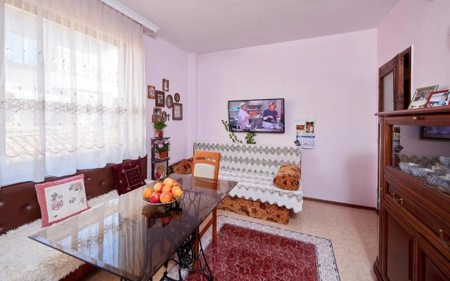 Apartment Dora