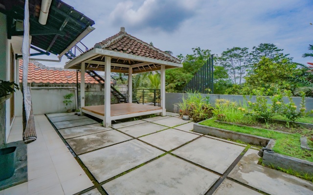 90319 Angler Guest House Malang